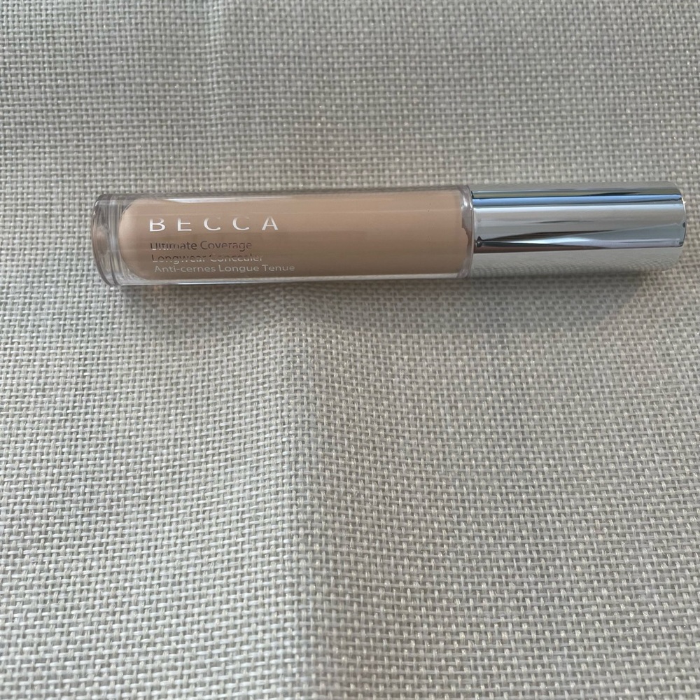 Becca Ultimate Coverage Concealer